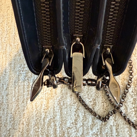 Christian Louboutin Triloubi Small Shoulder Bag Calf Leather Black - Picture 12 of 16